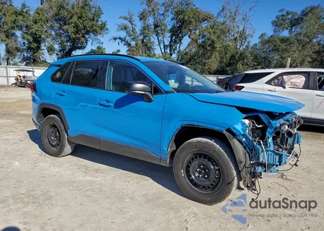 2020 Toyota Rav4 Le z USA, uszkodzony, nr VIN 2T3H1RFV2LC064923